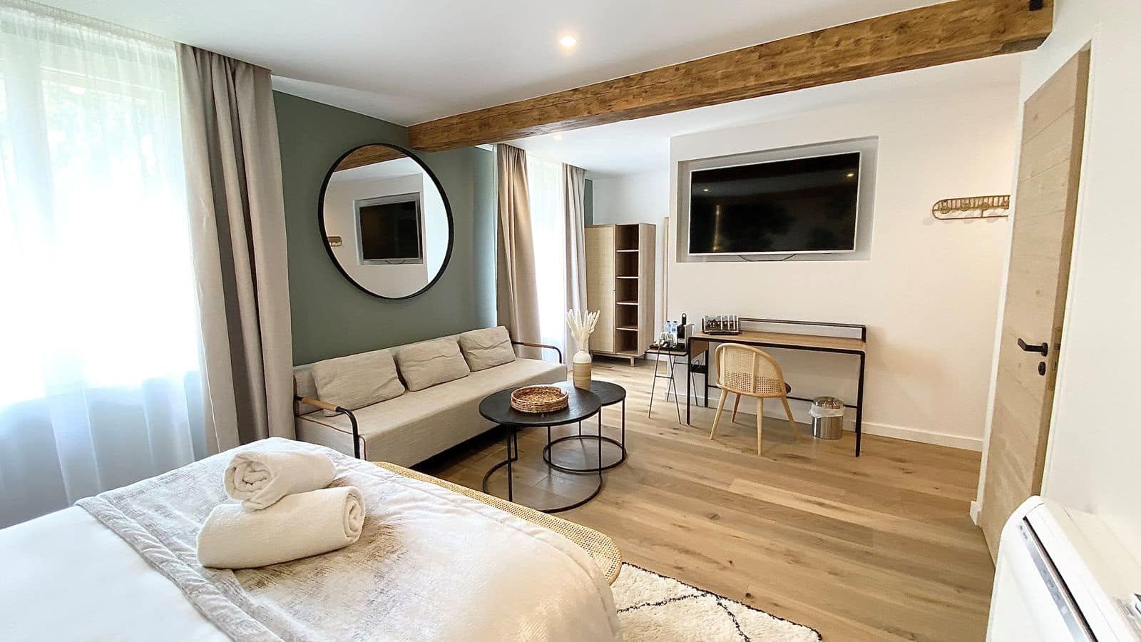 Chambre Romantique "Coquette" — Les Granges d’Haillancourt