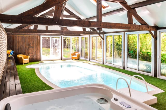 La piscine à minuit : le spa des Granges, mode d'emploi